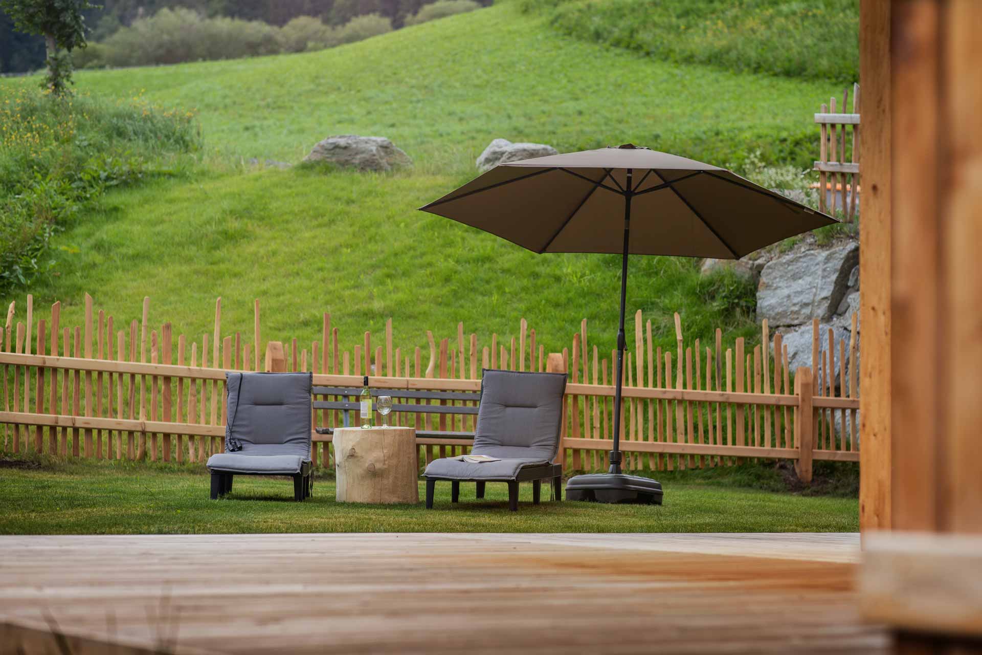 Ferienhaus Alpenprinzessin in den Bergen, umgeben von einer beeindruckenden Berglandschaft und herrlichem Ausblick.